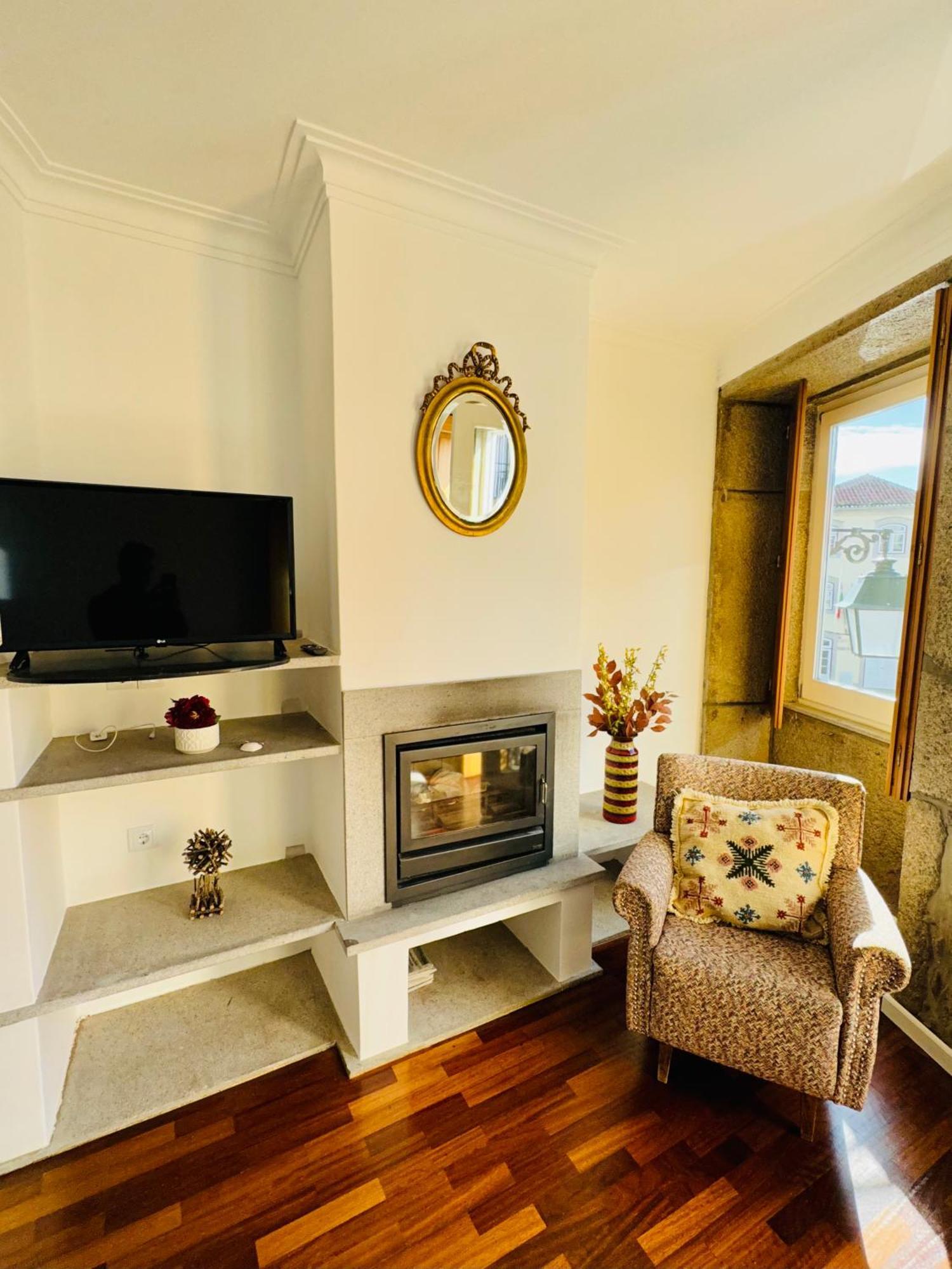 Altamira Rooms And Studio Viana do Castelo Luaran gambar